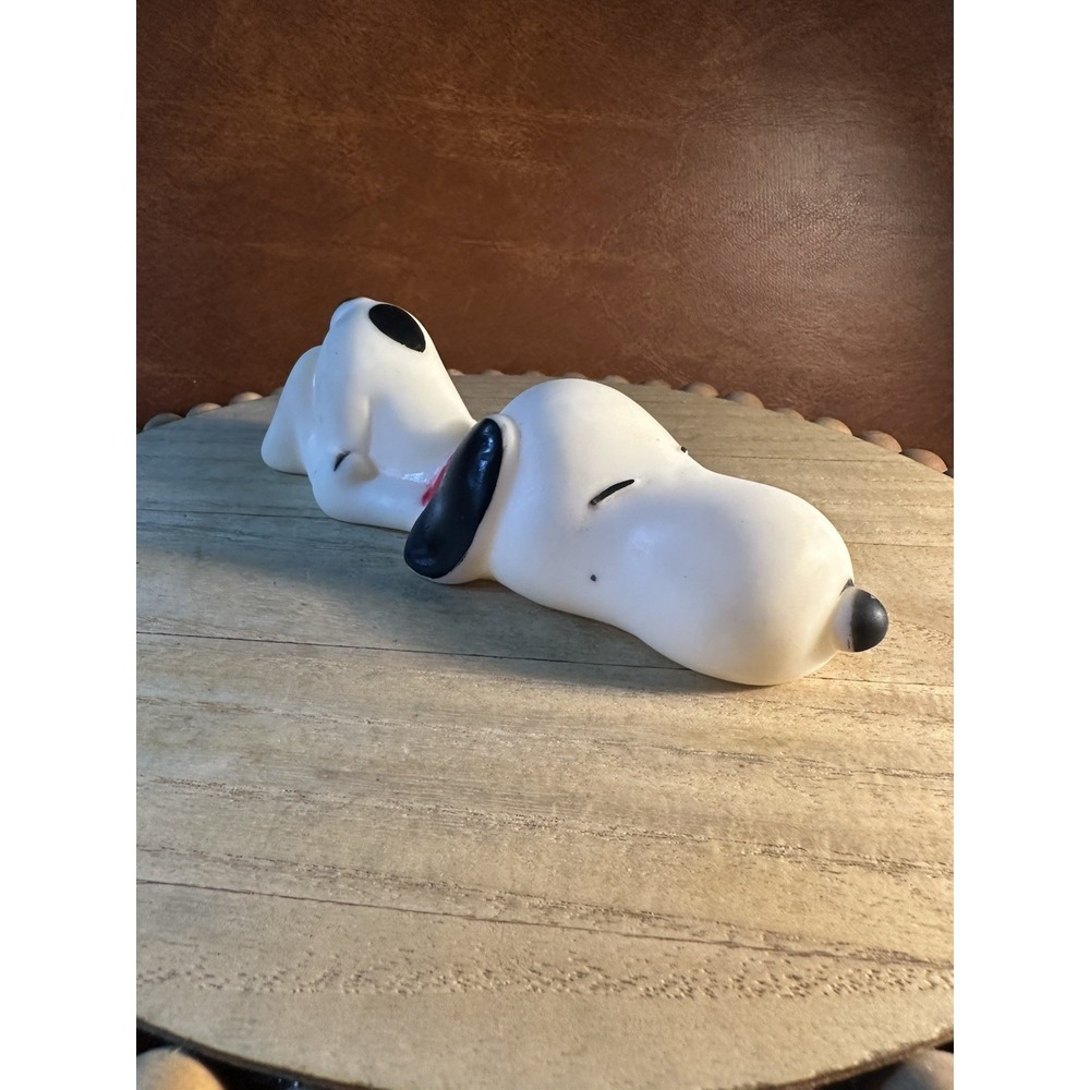 Vtg Snoozing Snoopy Sleeping Dog Vinyl Squeak Toy Peanuts 1958-1966 Rare